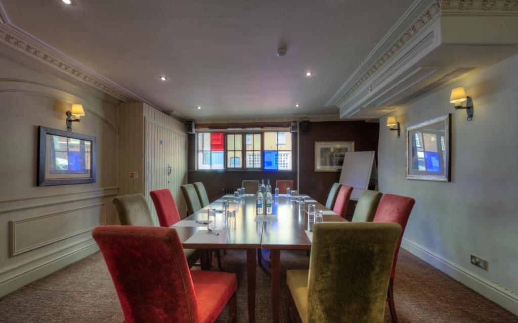 Hotel Dog & Partridge By Chef & Brewer Collection à Tutbury Extérieur photo