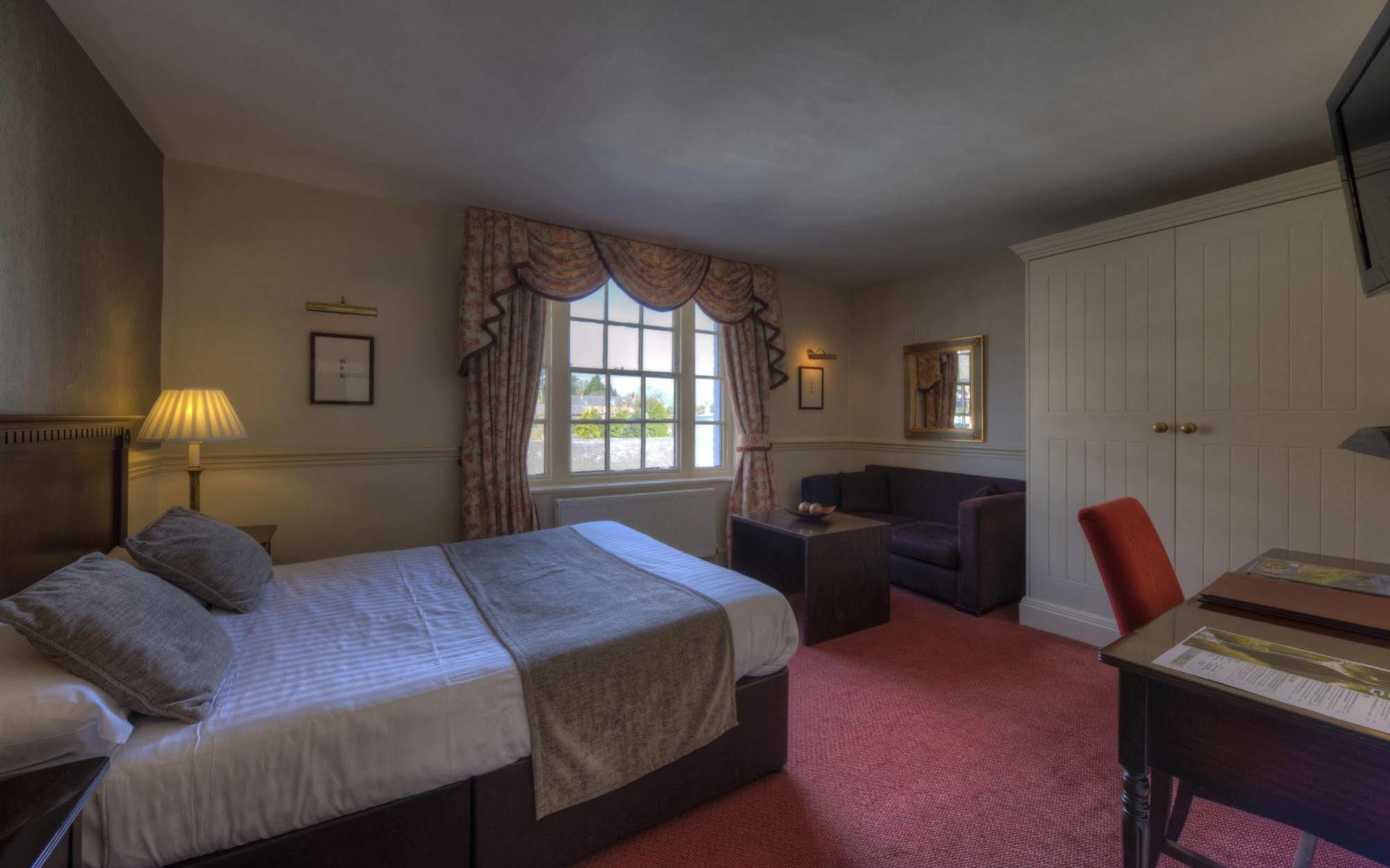 Hotel Dog & Partridge By Chef & Brewer Collection à Tutbury Extérieur photo